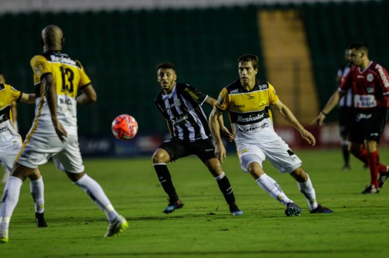 Nhận định, dự đoán Bragantino vs Figueirense 07h30, 22/05 (vòng 5 hạng 2 Brazil)