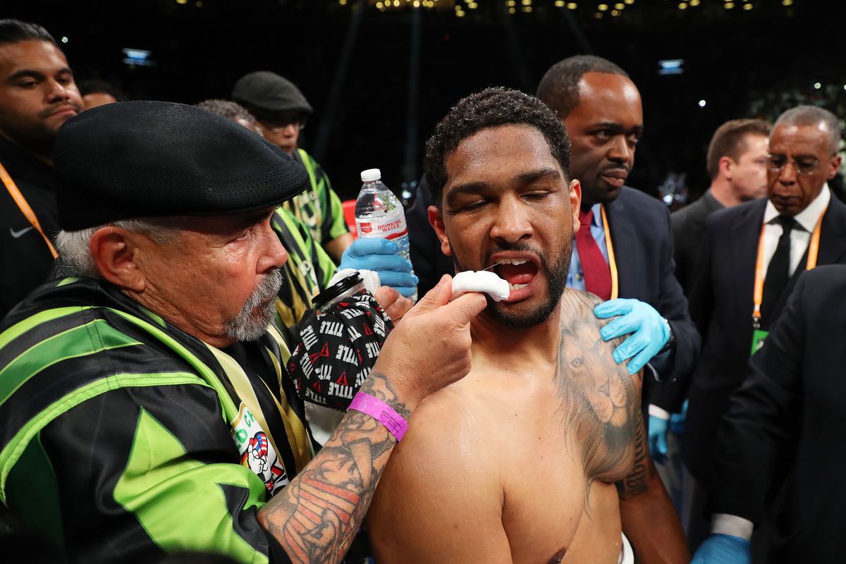 Dominic Breazeale nghĩ rằng trọng tài đã dừng trận đấu hơi sớm