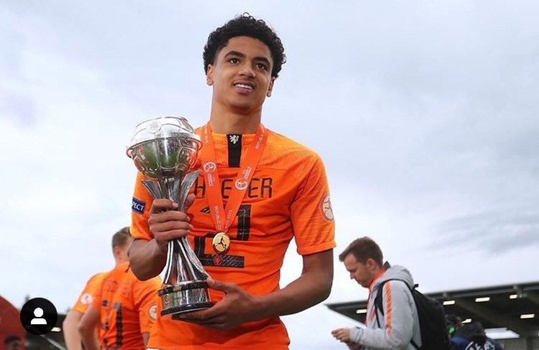 Liverpool có thể đã tìm thấy De Ligt của riêng mình để chơi cùng Van Dijk