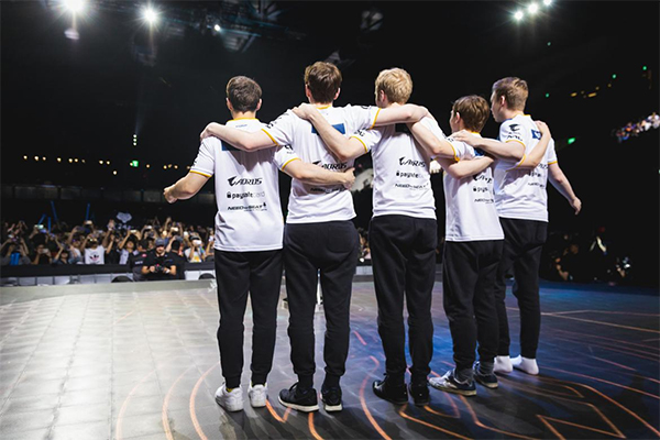 Phỏng vấn nhà vô địch MSI 2019: "Tôi vẫn chỉ là tiểu Faker"