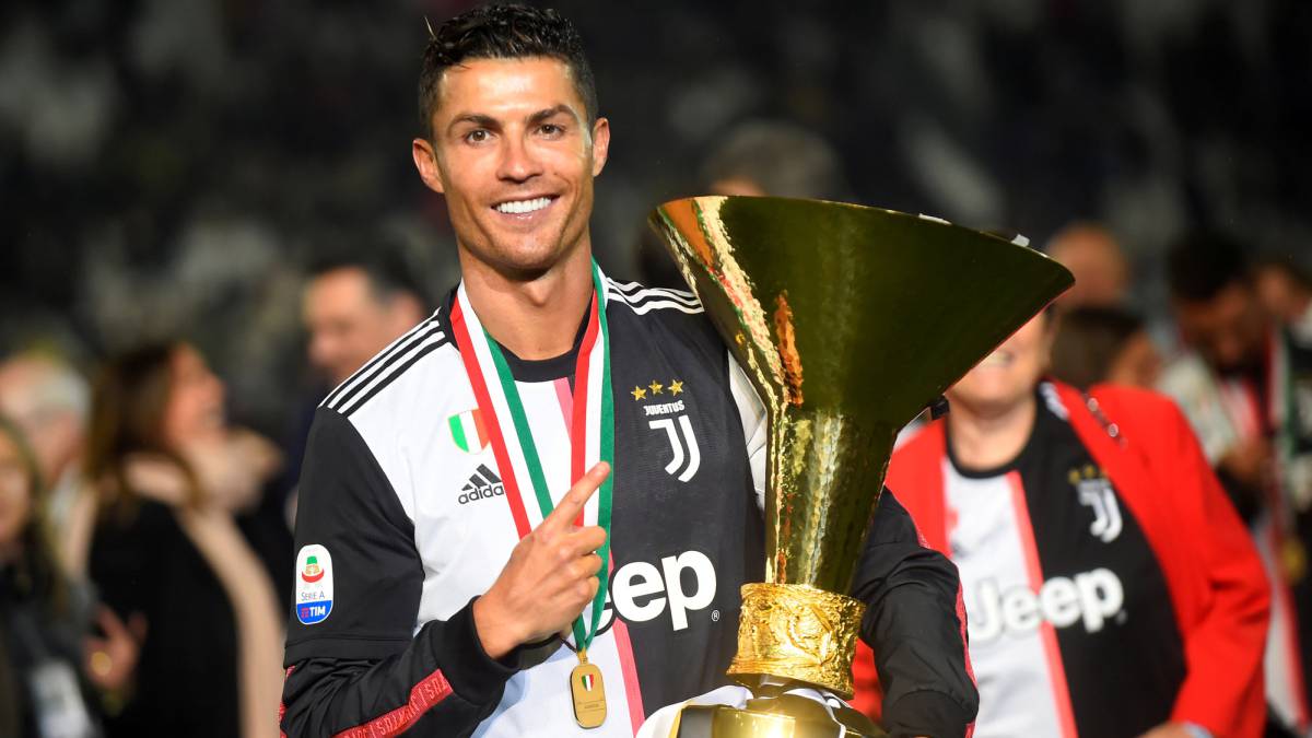 Khó tin Ronaldo 4 mùa liên tiếp lỡ vị trí số một ghi bàn