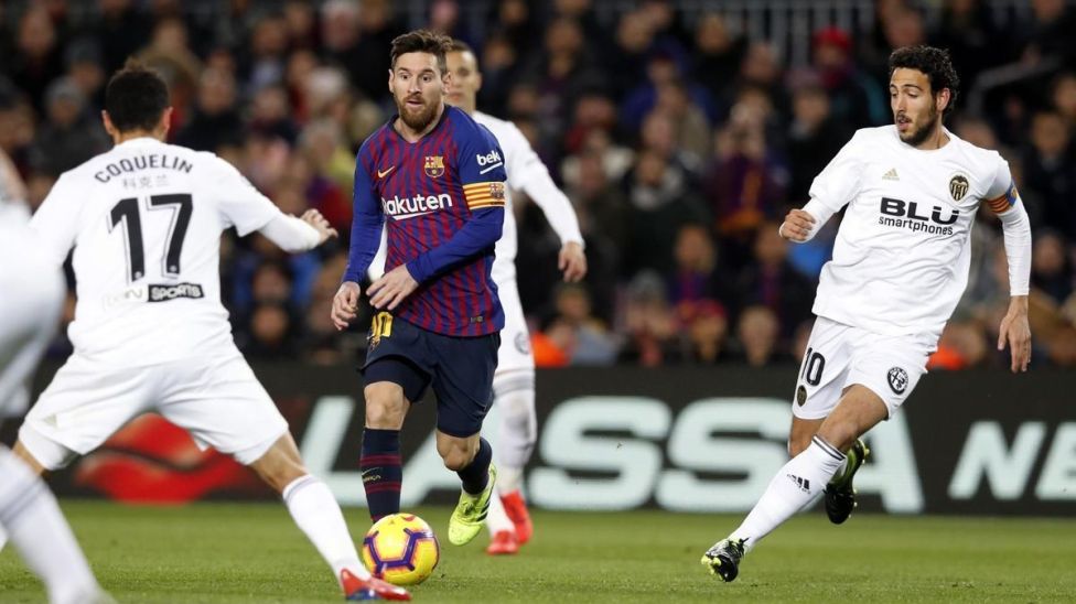Messi cùng dàn sao Barca họp khẩn trên xe bus sau thất bại sốc ở Cúp Nhà Vua