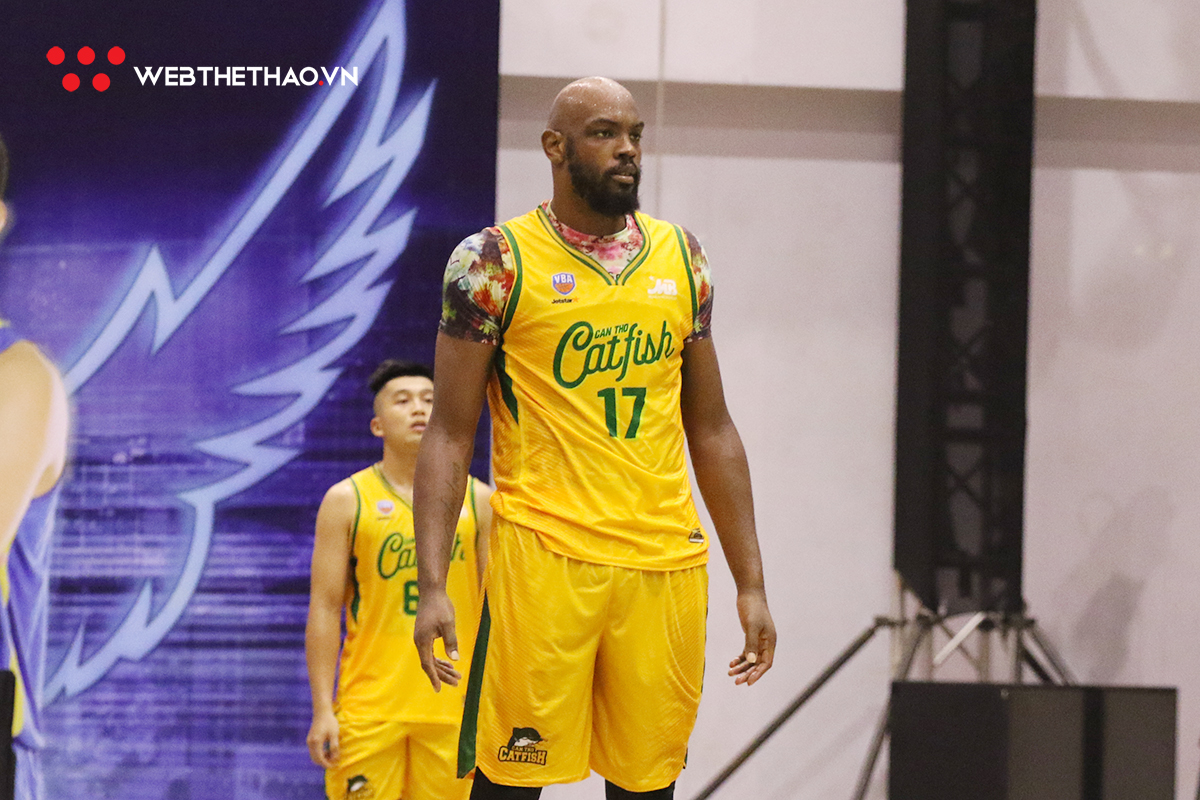 Sốc: Nghi vấn việc DeAngelo Hamilton chia tay Cantho Catfish?