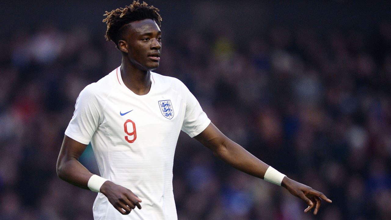 Tin bóng đá 27/5: 5 cầu thủ Chelsea được gọi vào tuyển Anh dự giải U21 châu Âu