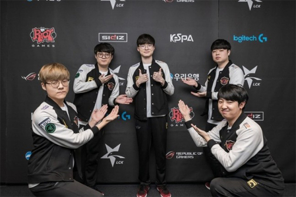 Lịch thi đấu LCK mùa hè 2019 tuần 1: Màn khởi động nhẹ nhàng cho SKT?
