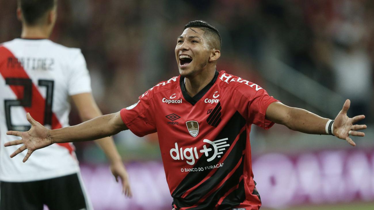 Nhận định, dự đoán River Plate vs Paranaense 07h30, 31/05 (lượt về siêu cúp Nam Mỹ)