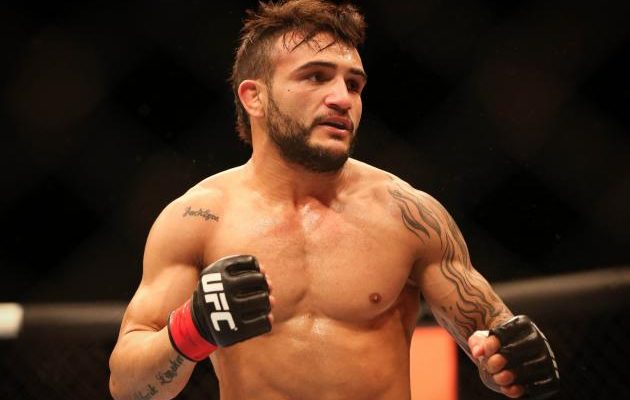 John Linker lên tiếng vì chính sách thi đấu của UFC