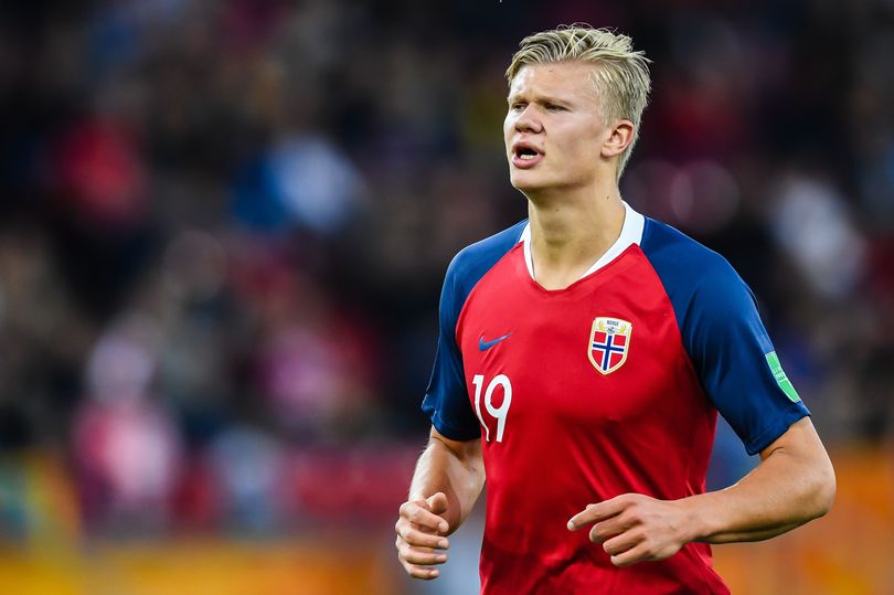 Chuyển nhượng MU 1/6: Solskjaer được thúc giục mua tiền đạo ghi 9 bàn một trận cho MU