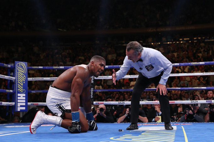 Anthony Joshua vắng mặt trong buổi họp báo sau trận đấu với Andy Ruiz Jr.: Vì sao?
