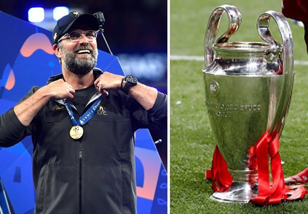 HLV Klopp tiết lộ nhân vật bí ẩn của Liverpool ôm Cúp bạc C1... đi ngủ