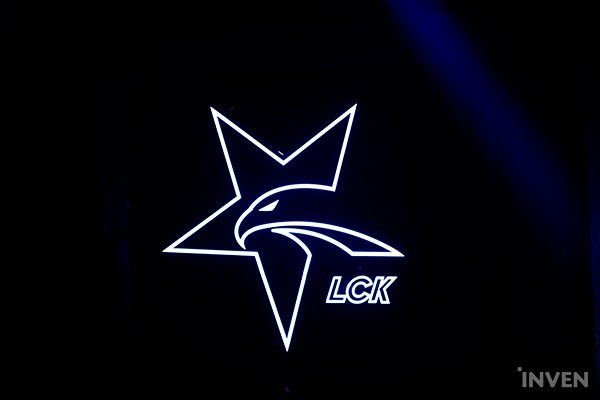 Trực tiếp LCK mùa hè 2019: Gen.G vs DWG