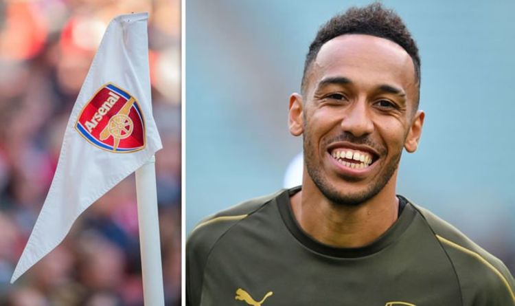 Hé lộ điều khoản hợp đồng đặc biệt giúp Arsenal tự tin giữ chân Aubameyang