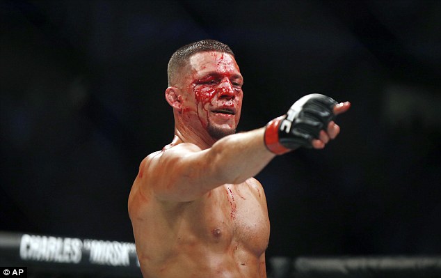 Nate Diaz chọn Anthony Pettis để trận đấu đỡ "chán"