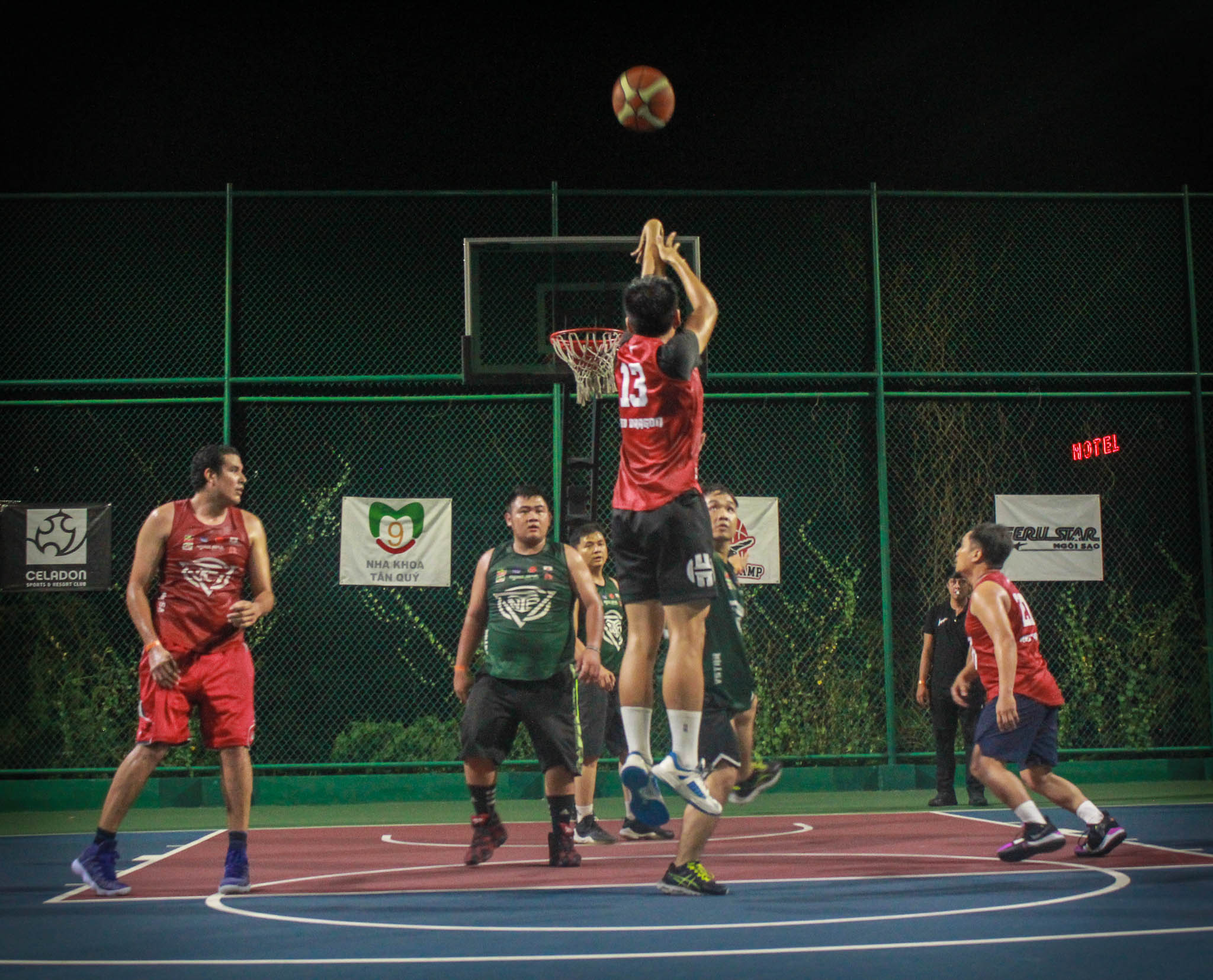 Giải Bóng rổ 4x4 Vstar League 2019: Hóc Môn và Old Skullkhẳng định sức mạnh