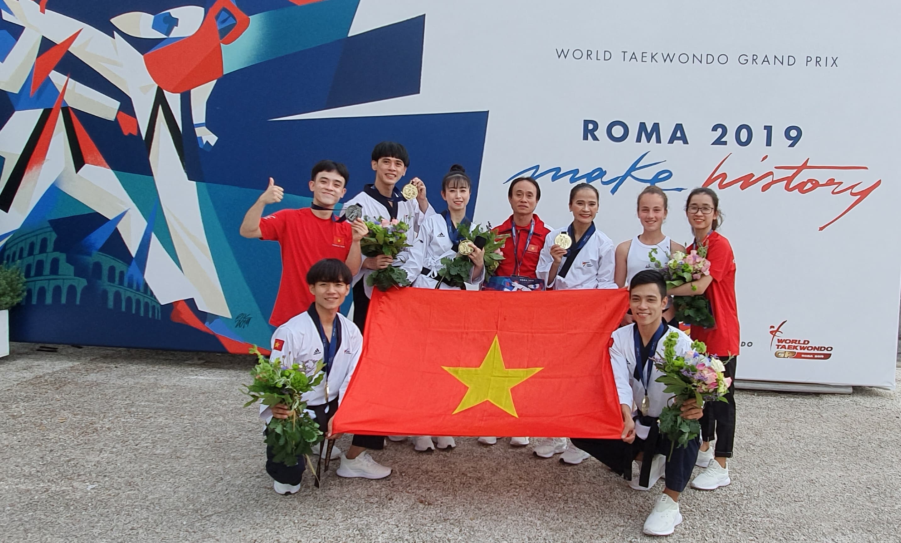 Châu Tuyết Vân và các đồng đội giành HCV Grand Prix Thế giới Rome 2019