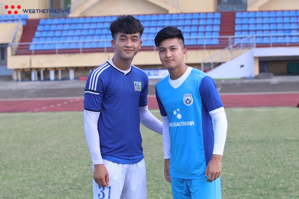 Hạng Nhất QG 2019: Danh Trung và Martin Lo chiếm sóng trước giờ bóng lăn