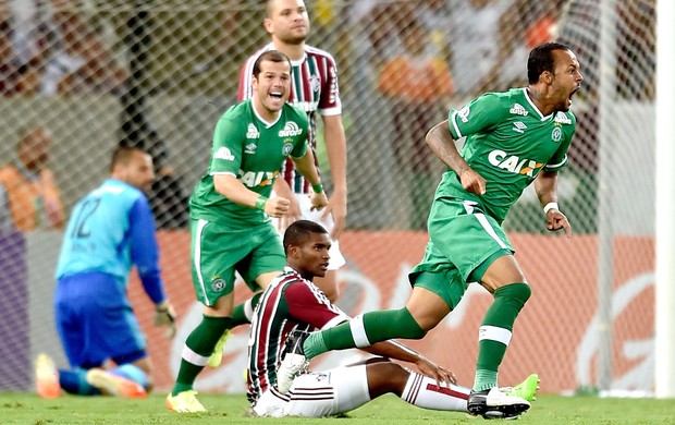 Nhận định, dự đoán Chapecoense vs Fluminense 06h00, 14/06 (Vòng 9 VĐQG Brazil)