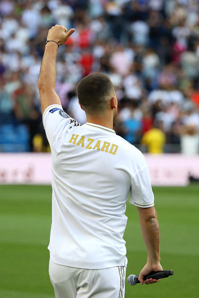 NHM Real Madrid chào đón Hazard trong lễ ra mắt và kêu gọi mua thêm một siêu sao