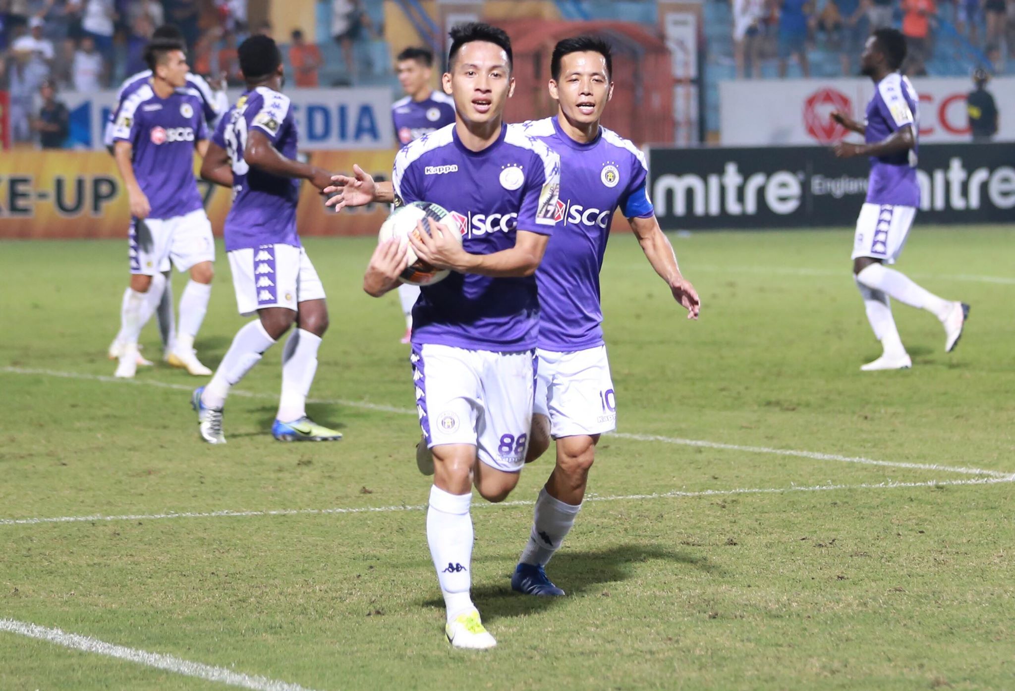 Đỗ Hùng Dũng: “Người không phổi” của CLB bóng đá Hà Nội