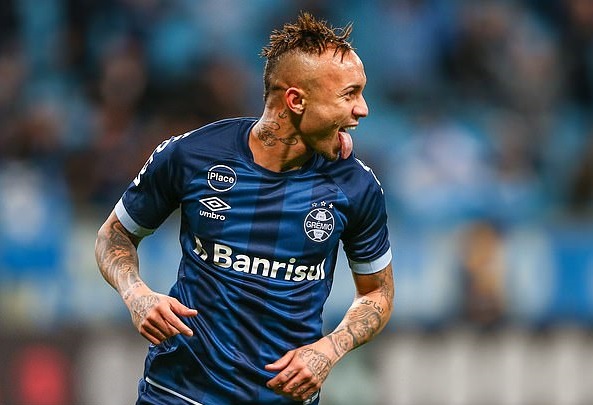 Tin bóng đá 16/6: Sếp Chelsea tiết lộ lý do Sarri ra đi