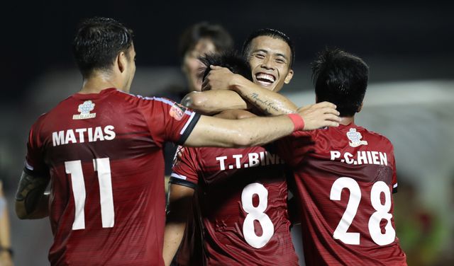 Đâu là những điểm sáng của lượt đi V.League 2019?