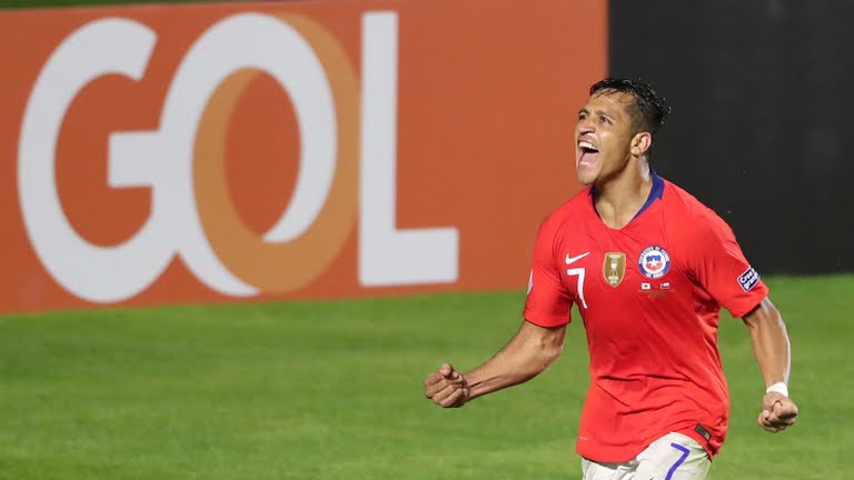 Alexis Sanchez chấm dứt khô hạn và những điểm nhấn từ trận Chile vs Nhật Bản