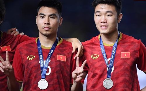 Bóc phốt Xuân Trường sau màn troll Đức Huy không thương tiếc