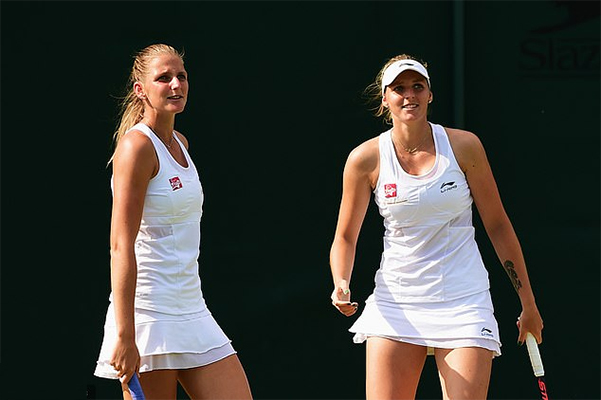 Khuya nay, chị em song sinh nh&agrave; Pliskova đại chiến ở Nature Valley Classic