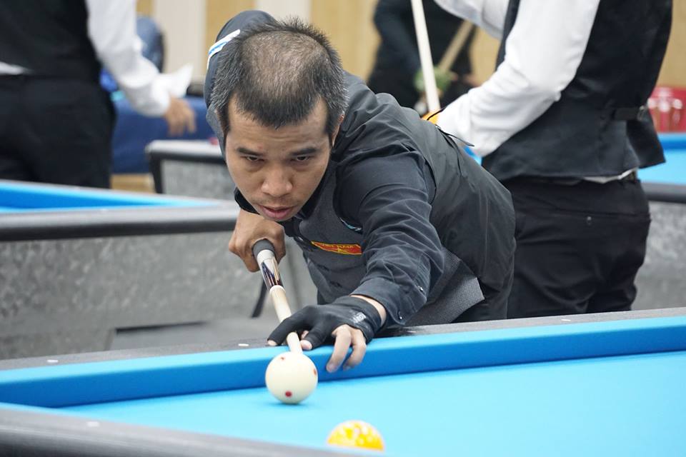 Trần Quyết Chiến và các đồng đội gặp áp lực lớn tại World Cup billiards ở Bỉ
