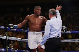 Anthony Joshua bác bỏ hoàn toàn tuyên bố trước đó của ông bầu Eddie Hearn