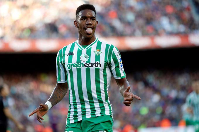 Chuyển nhượng Liverpool 21/6: Liverpool theo đuổi hậu vệ trái của Betis thay thế cho Moreno