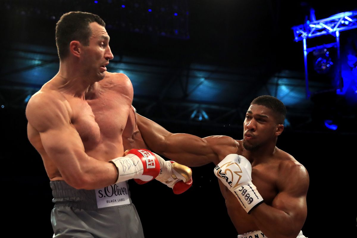 Freddie Roach: Anthony Joshua đã xuống dốc kể từ khi thắng Wladimir Klitschko
