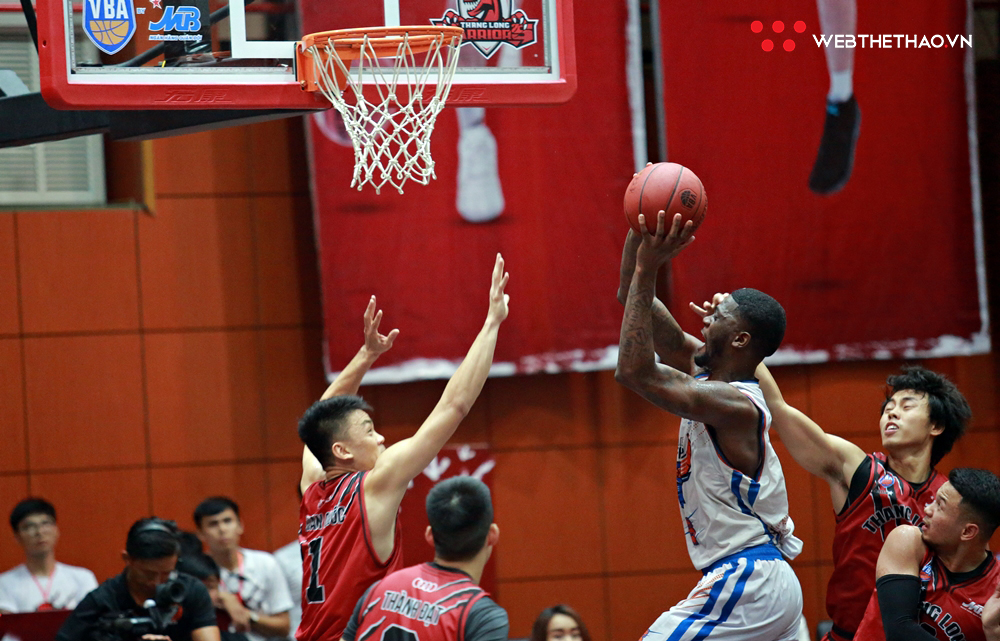 Jameel McKay đã có bến đỗ mới sau khi chia tay Hanoi Buffaloes