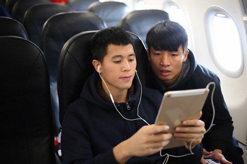 Đình Trọng vắng mặt trong ngày Bùi Tiến Dũng chia tay độc thân