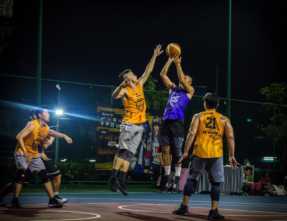 Giải Bóng rổ 4x4 Vstar League 2019: Xác định 4 cái tên vào vòng trong đầy căng thẳng