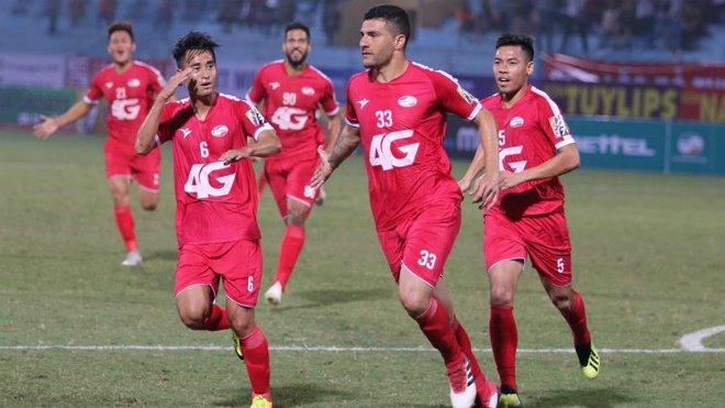 Viettel thay máu hàng công trước thềm lượt về V.League 2019