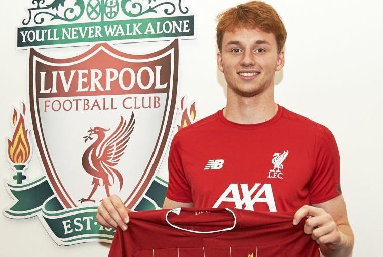 Số liệu thống kê ấn tượng cho thấy tại sao Liverpool nhanh chân giành Van den Berg