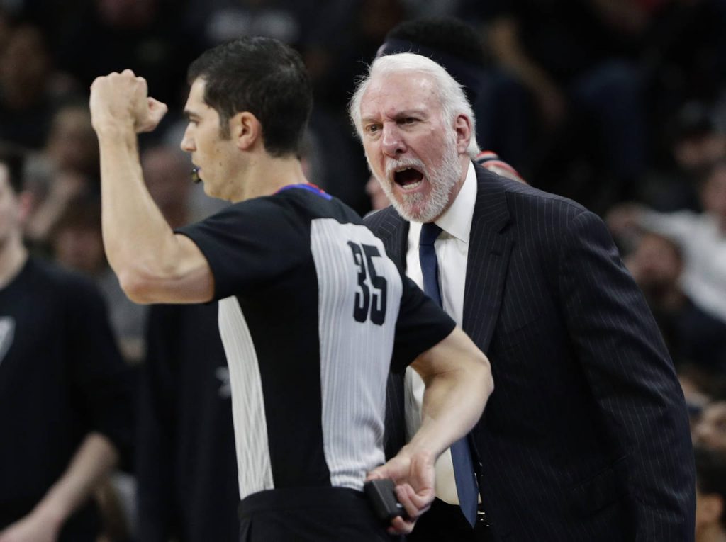 NBA thử nghiệm quyền khiếu nại cho HLV