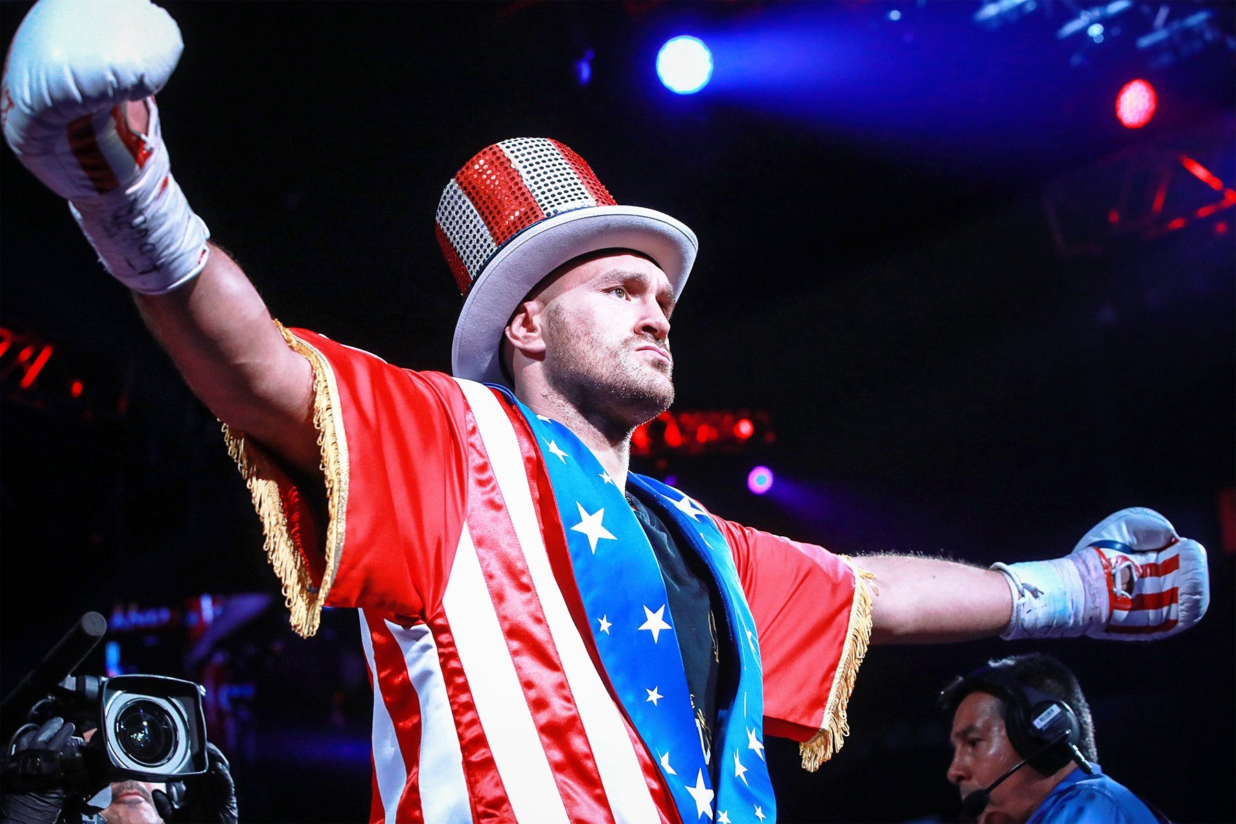 Tyson Fury: “Eddie Hearn không biết gì về boxing”