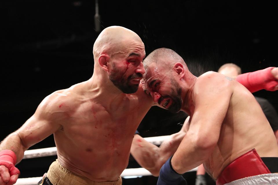 Paulie Malignaggi chấn thương tay nặng sau trận đấu không găng