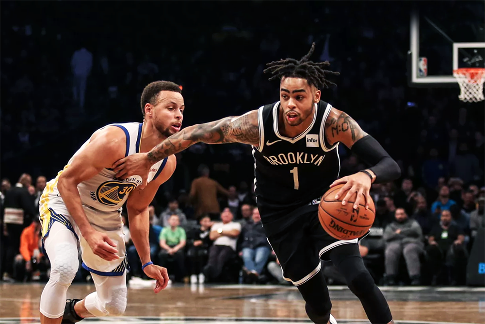 Golden State Warriors bất ngờ "nổ kèo" với D'Angelo Russell, Andre Iguodala sẽ phải ra đi để nhường chỗ