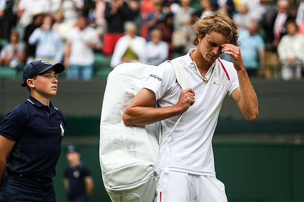 Vòng 1 Wimbledon: Zverev và Tsitsipas - 2 vì sao lạc
