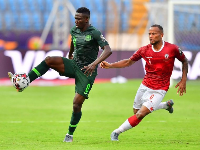 Soi kèo Nigeria vs Cameroon 23h00, 06/07 (Vòng 1/8 CAN 2019)