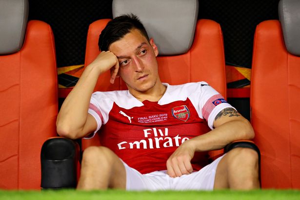 Chuyển nhượng Arsenal 6/7: Ozil được bật đèn xanh để trở lại quê nhà