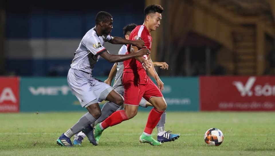 Bảng xếp hạng V.League 2019 vòng 14: TP.HCM nguy cơ mất ngôi đầu