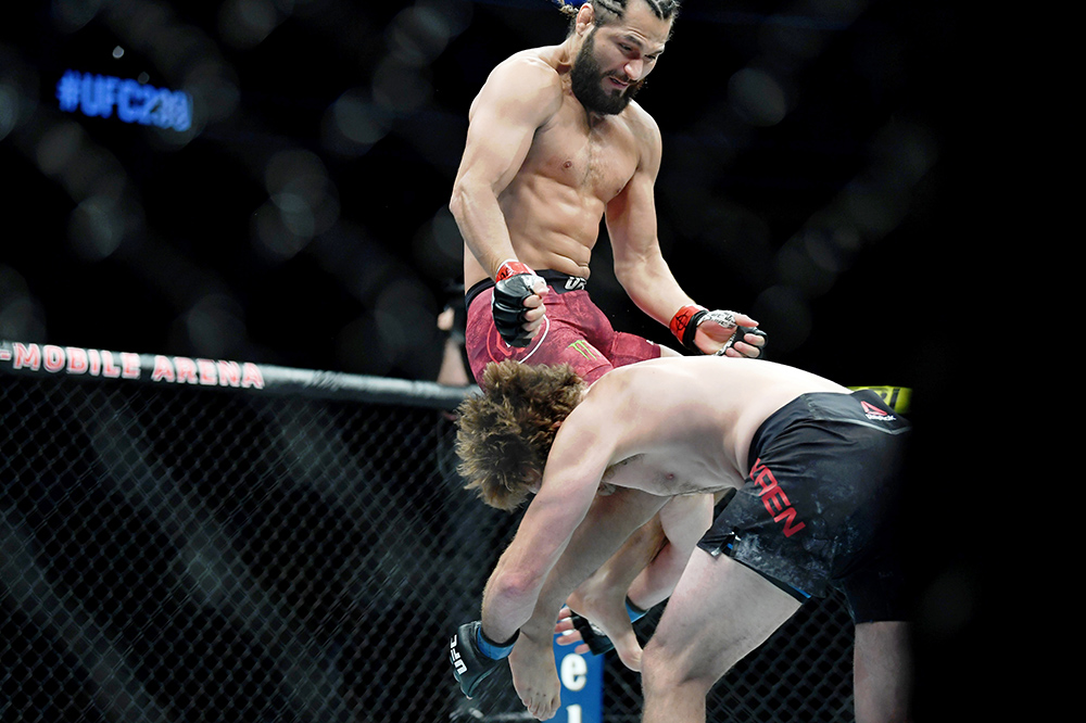 Jorge Masvidal sở hữu cú KO nhanh nhất lịch sử UFC khi hạ Ben Askren