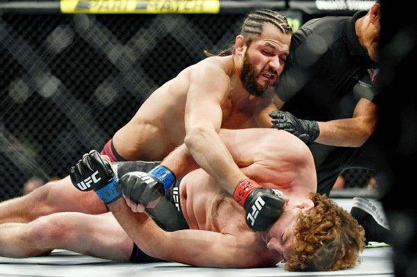 Đấm thêm khi đối thủ đã ngã, Jorge Masvidal khẳng định mình vẫn giữ võ đạo
