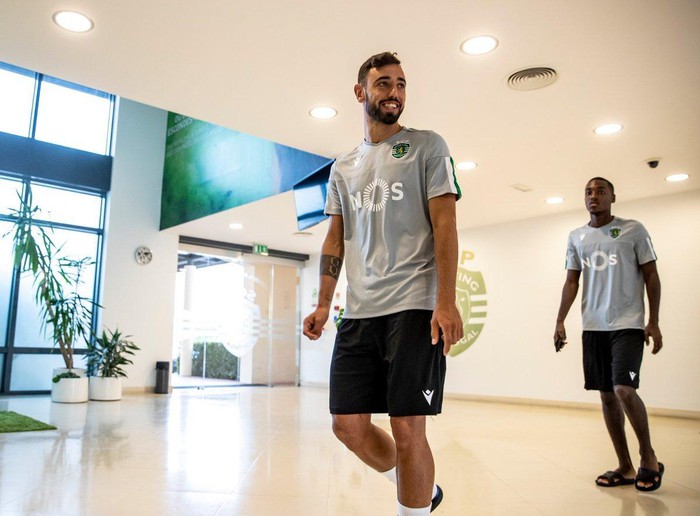 Lý do khiến MU chưa thể dứt điểm thành công vụ Bruno Fernandes