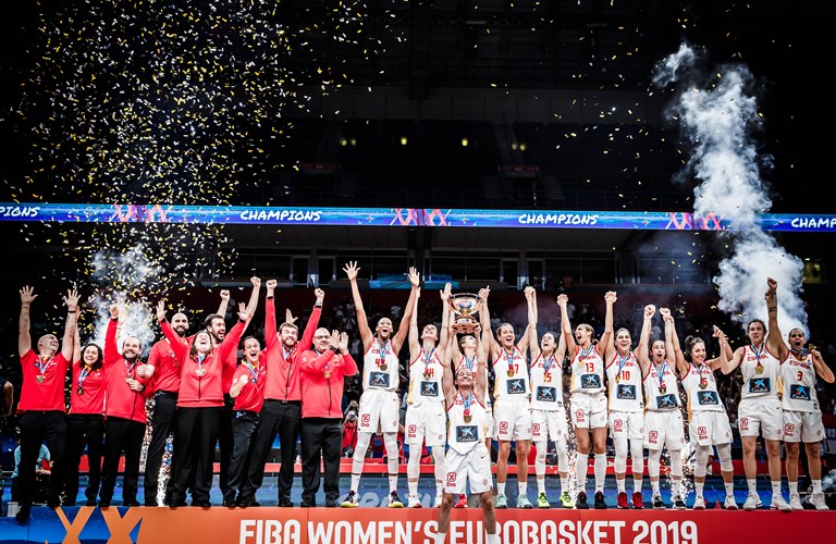Tây Ban Nha trở thành đội tuyển đầu tiên bảo vệ danh hiệu EuroBasket nữ sau 28 năm