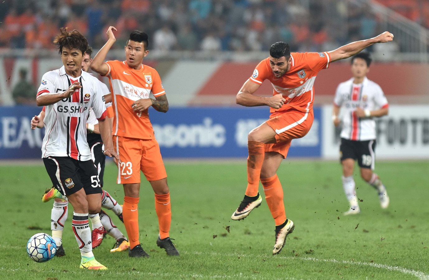 Nhận định Henan Jianye vs Shandong Luneng 18h35, 12/07 (VĐQG Trung Quốc)